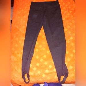 Forever21 Stirrup Black Leggings Size Large. NWT